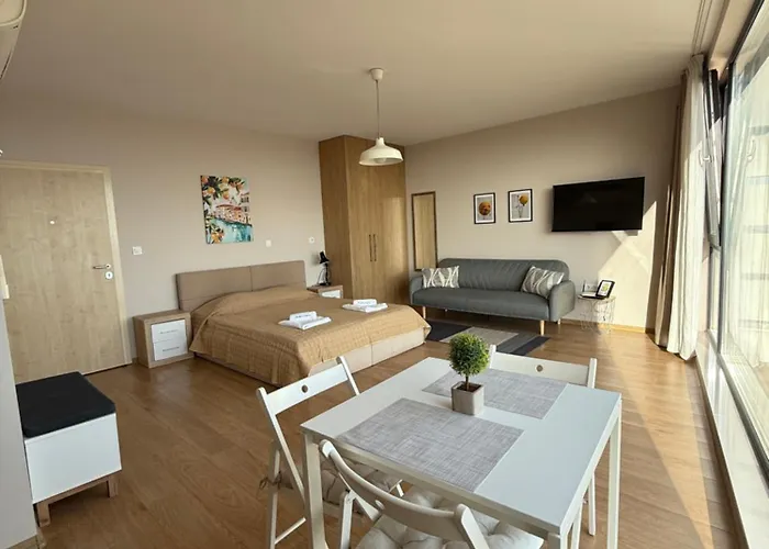 Boutique Magnolia * Golden Sands